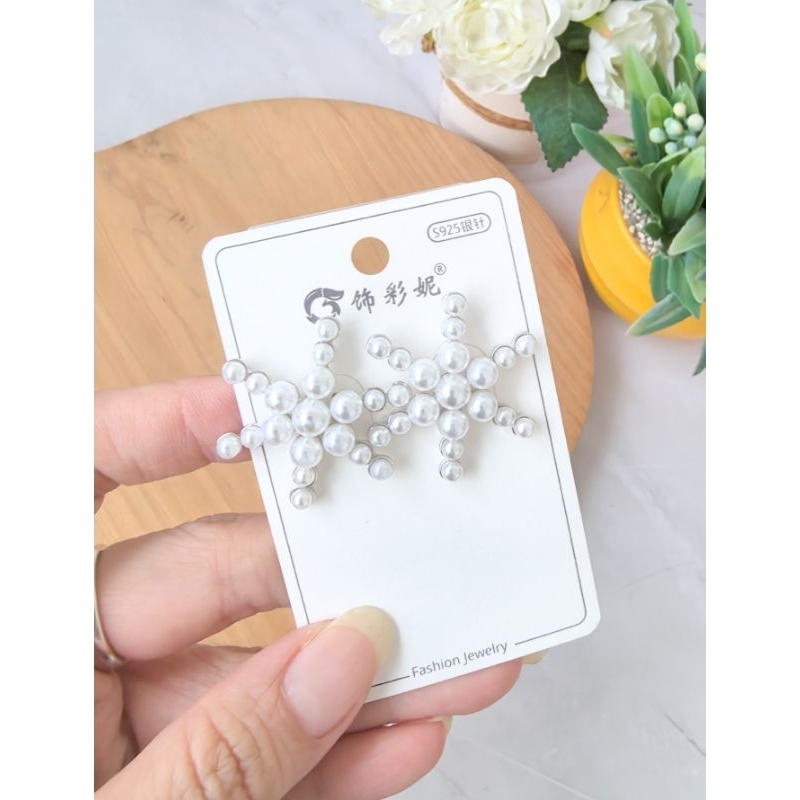 Anting bintang laut