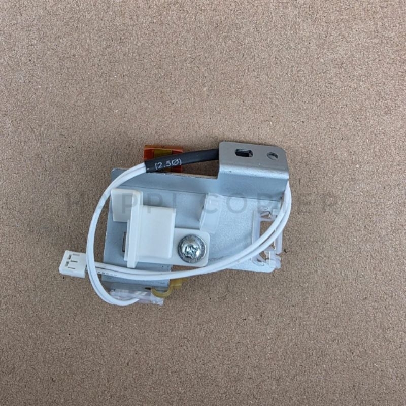FUSING TEMPERATURE SENSOR 4 C1060 C1070 ORIGINAL A50UR70E22