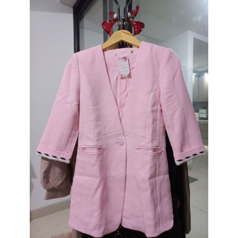 Pink Blazer Premium ada Defect