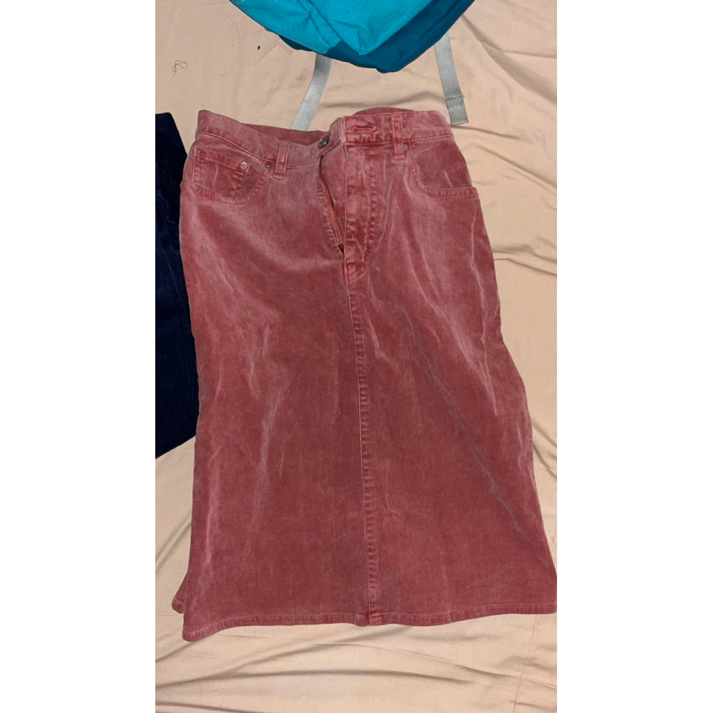 Preloved rok