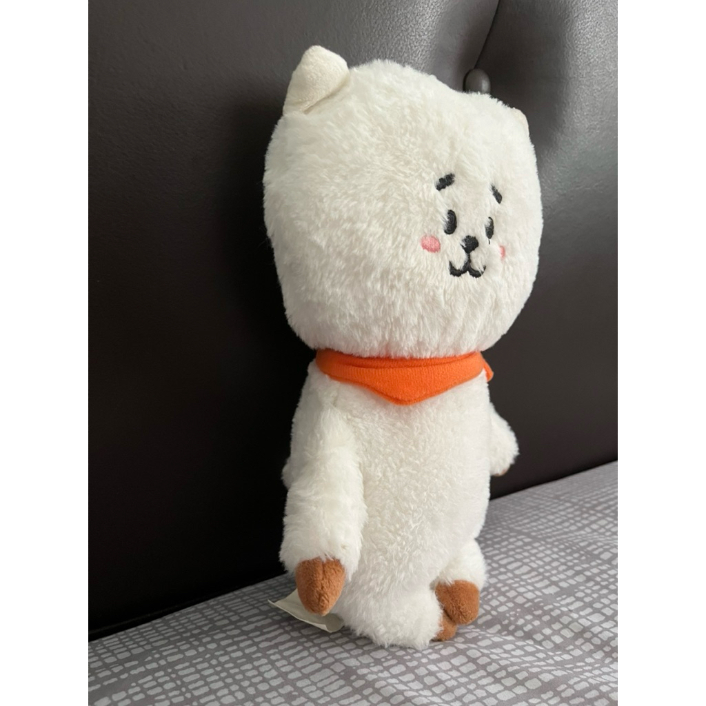 boneka bt21 RJ