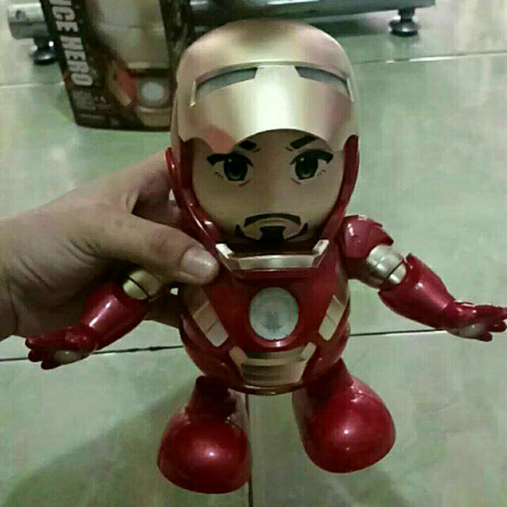 Mainan Anak Robot Iron Man Dancing