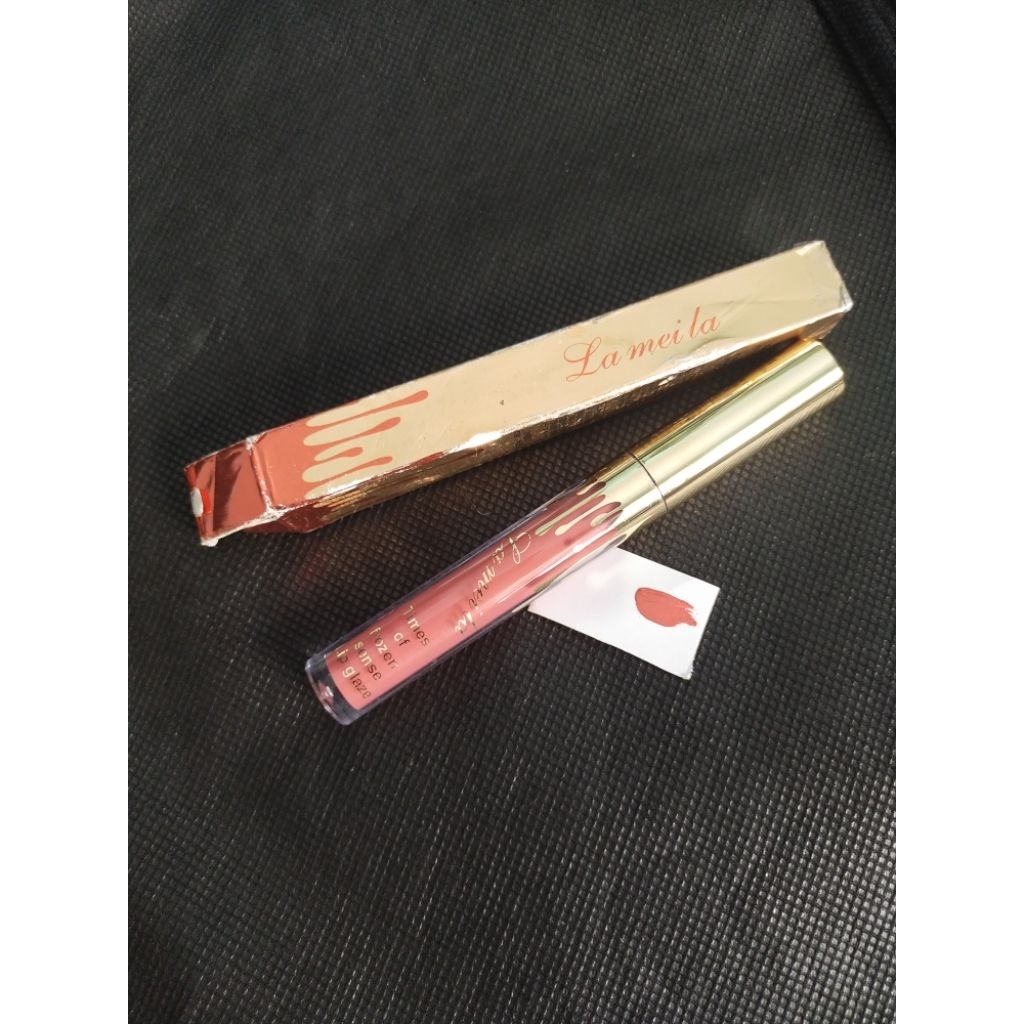 Preloved LipGlaze Lameil