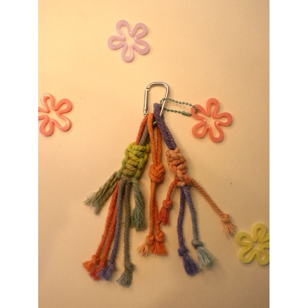 BAG CHARM MAKRAME