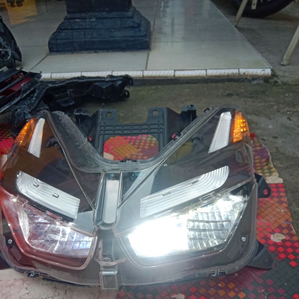 rapektor depan vario 160