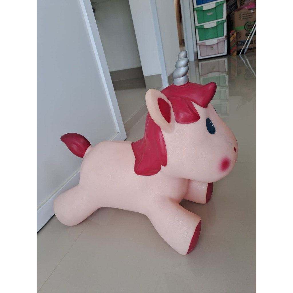 split paymn mainan unicorn