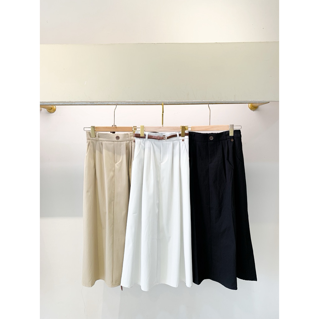 LAVY SKIRT