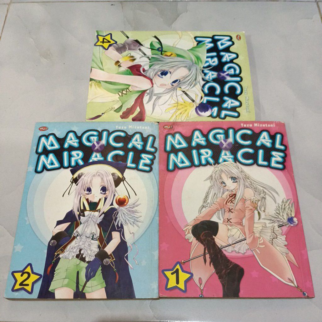 komik magical miracle