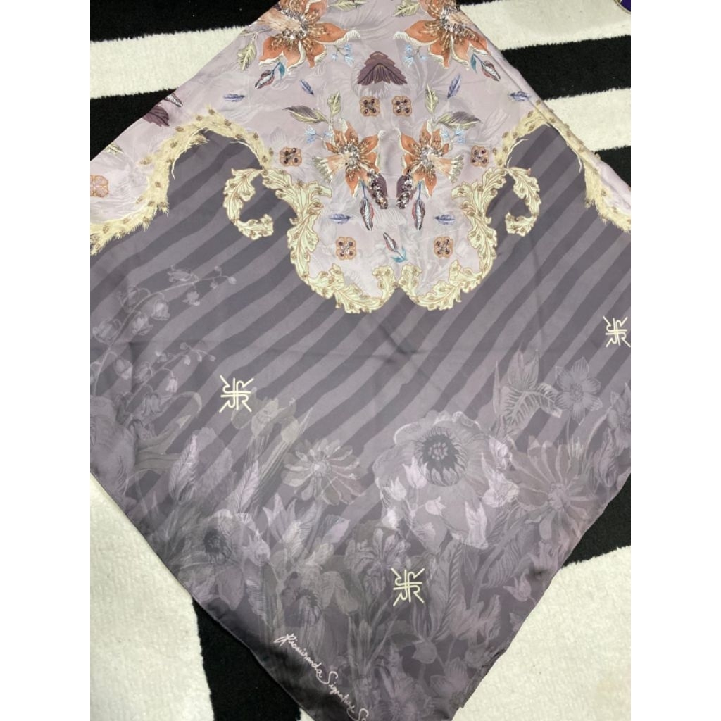 preloved Ria Miranda hijab