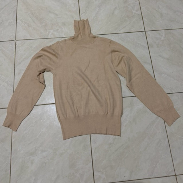 PL !! KAOS RAJUT TURTLE NECK KREM