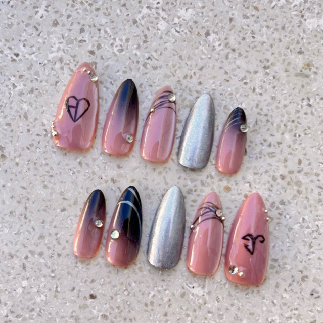 BLACKPINK Cateye Press On Nails