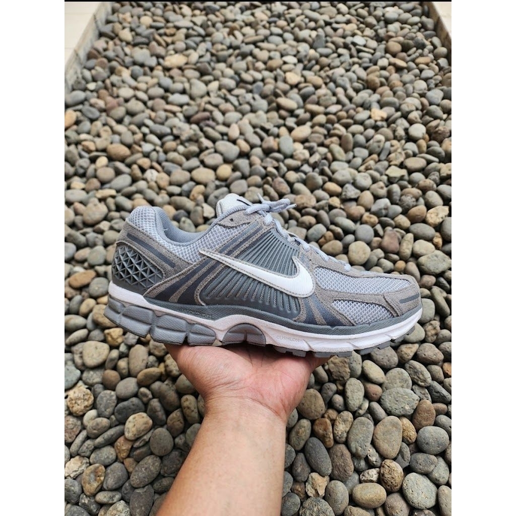 Nike vomero 5 original guarantee