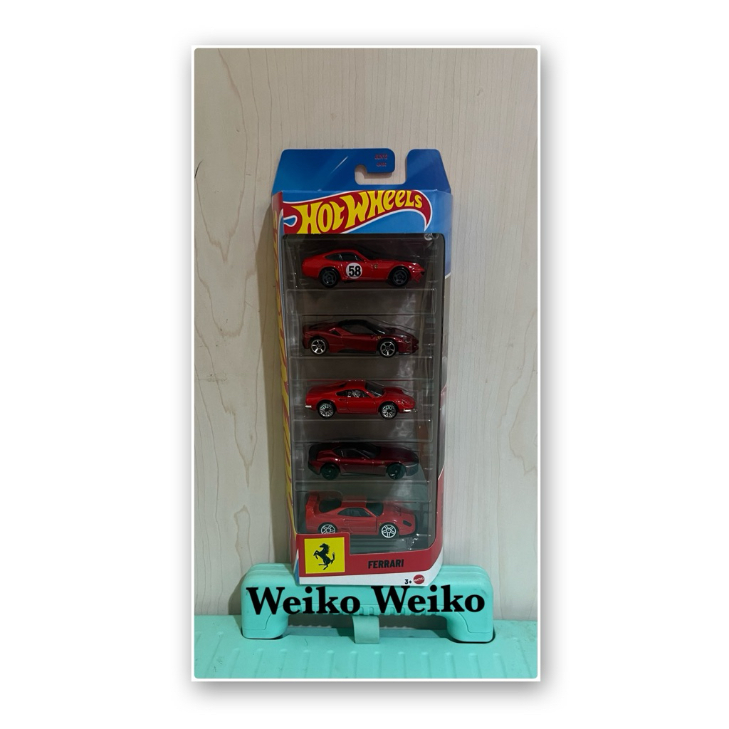 Hotwheels isi 5 Ferrari red