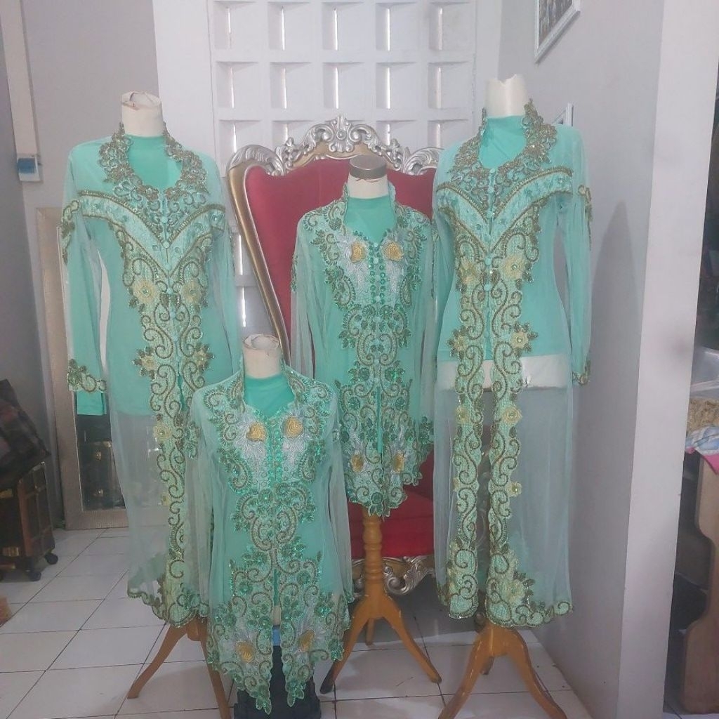 Preloved kebaya Tosca