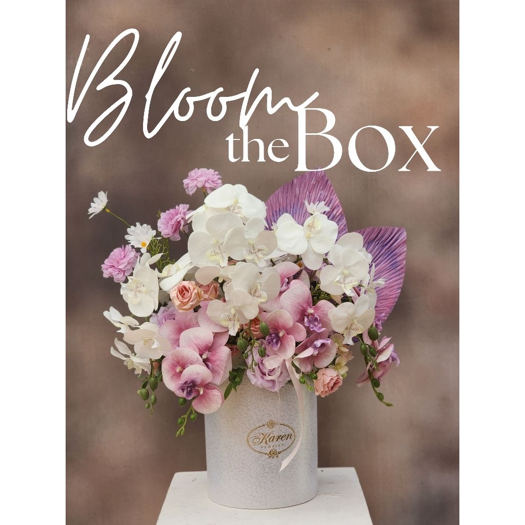 Bloom box artificial flower