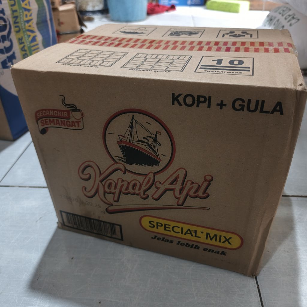 Kapal Api Spesial Mix 1 Dus