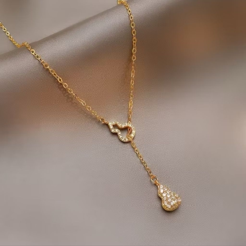 Kalung botol cina