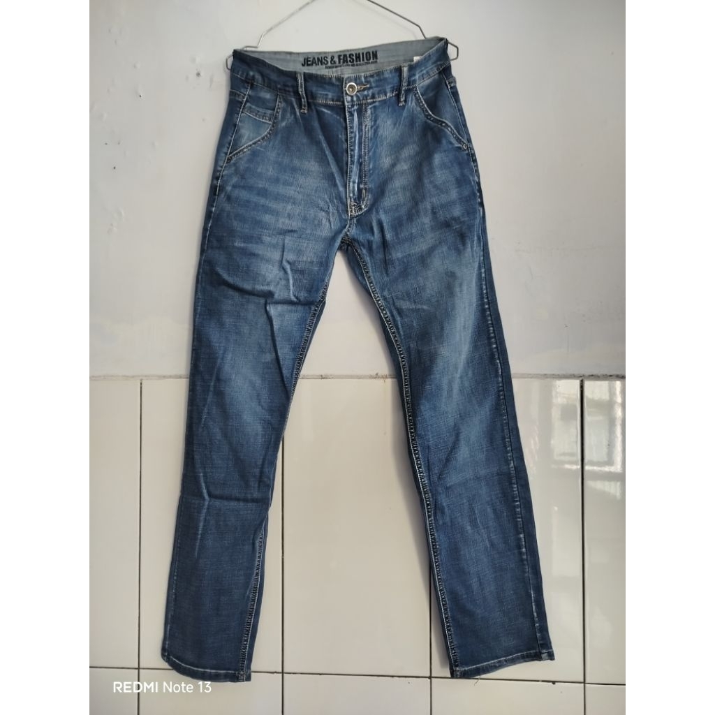 Celana jeans Pria
