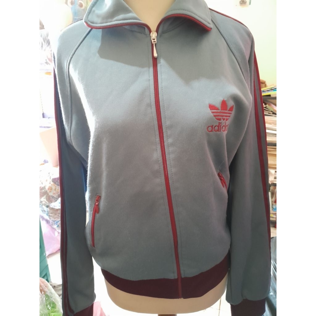 jaket ziper adi**s