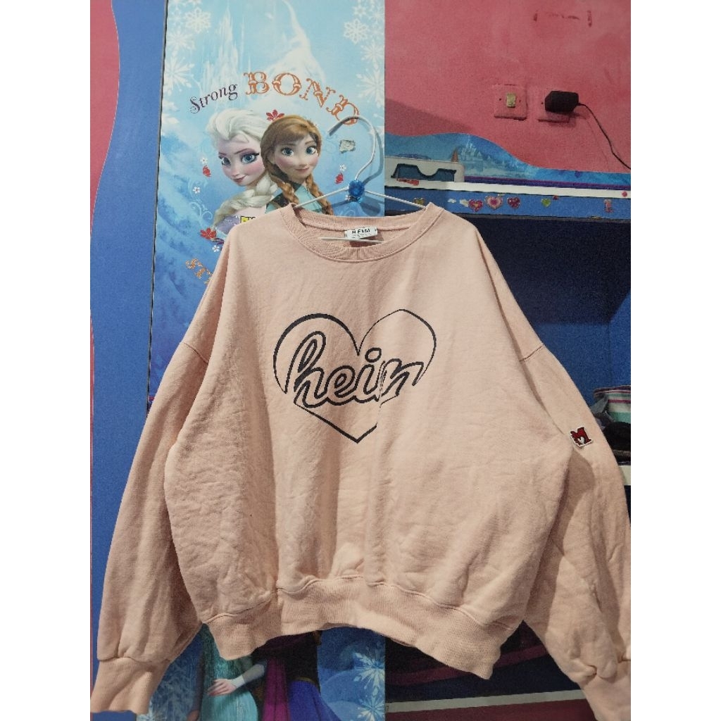 Crewneck Pink (preloved) baca deks.