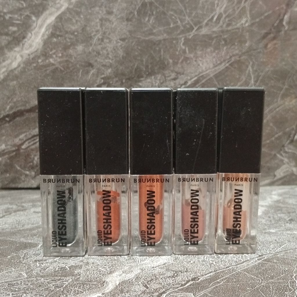 BURN BURN PARIS Liquid Eyeshadow