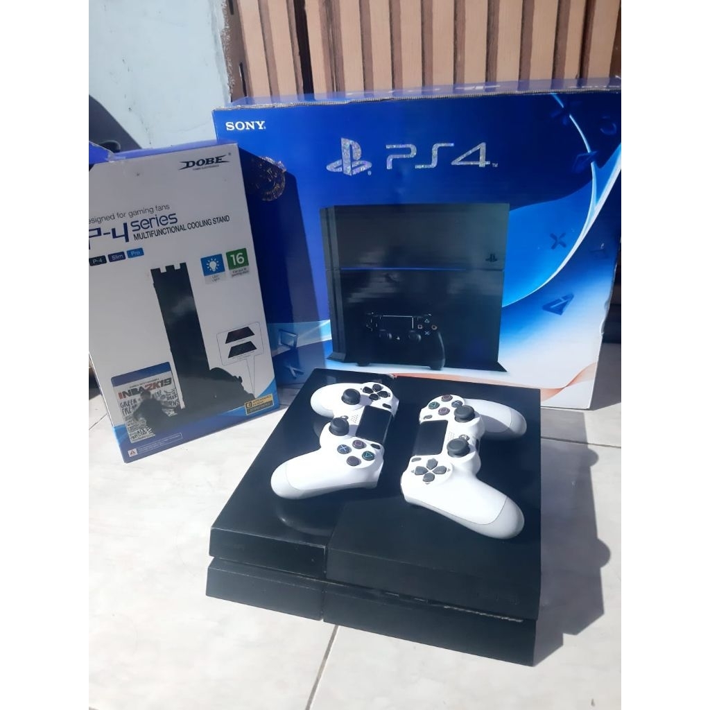 PS 4 second