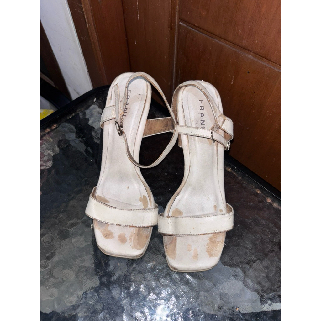 Heels Putih - Frani