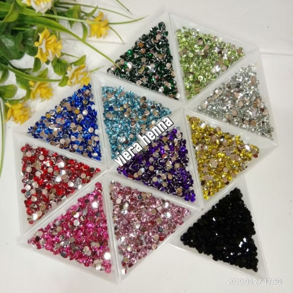 rhinestone 6mm isi +200 pcs