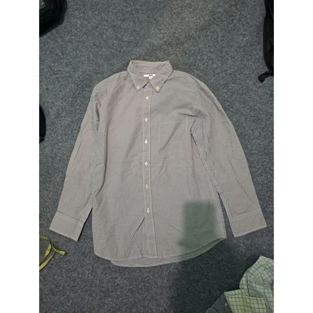 kemeja uniqlo