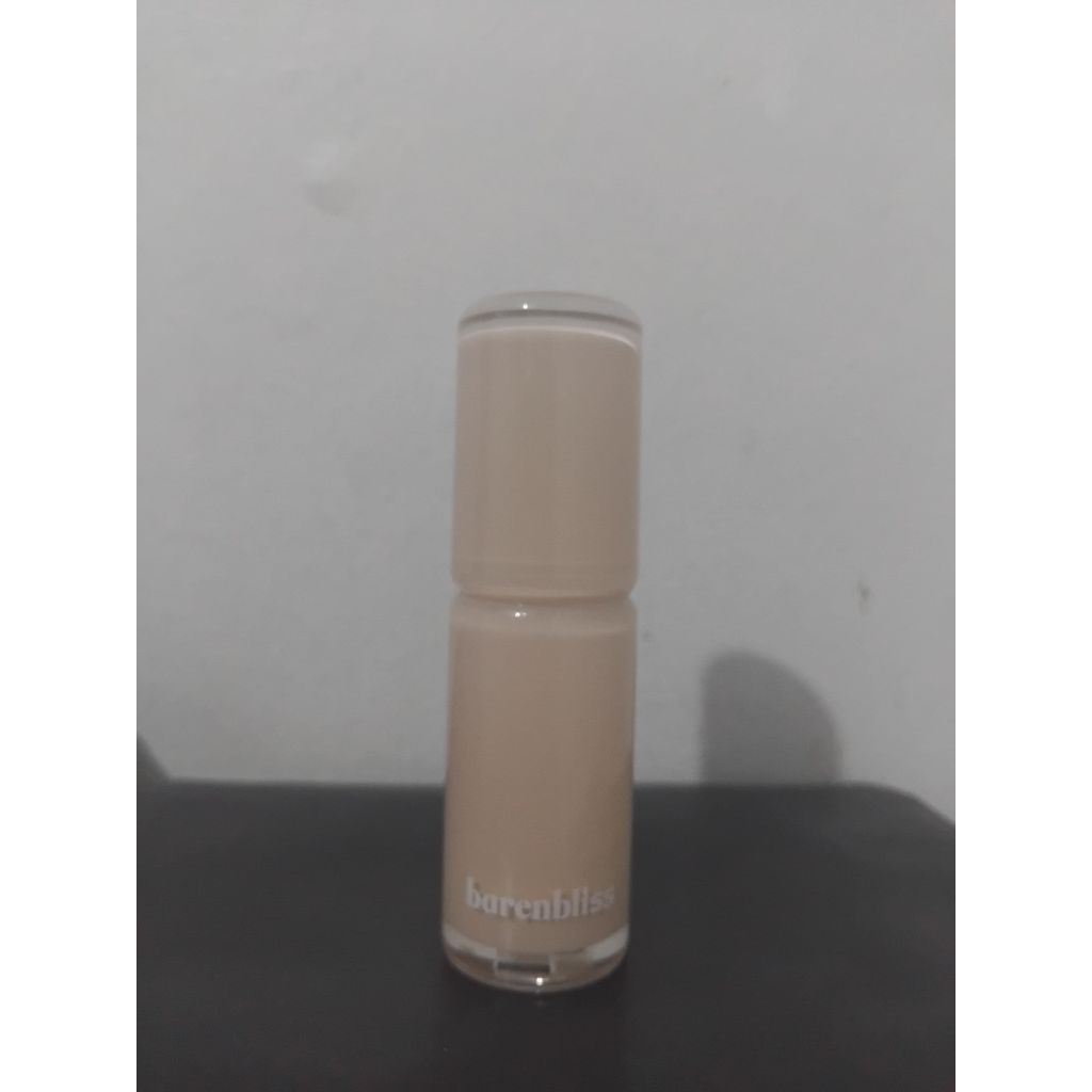 BNB GOLD LIP BALM