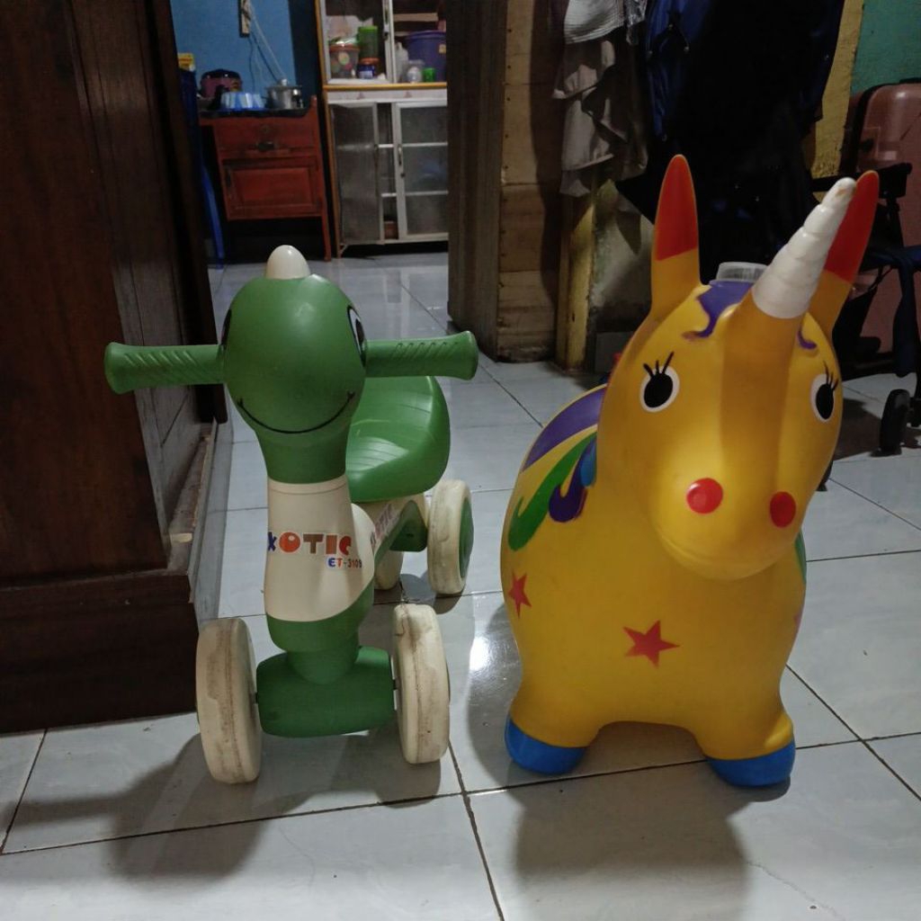 sepada dan kuda kuda balon