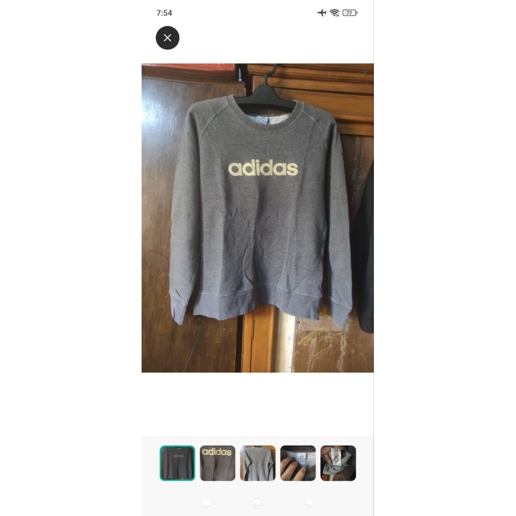 Adi crewneck