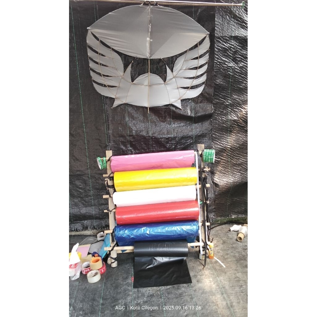 pelastik layangan glowing 2 meter