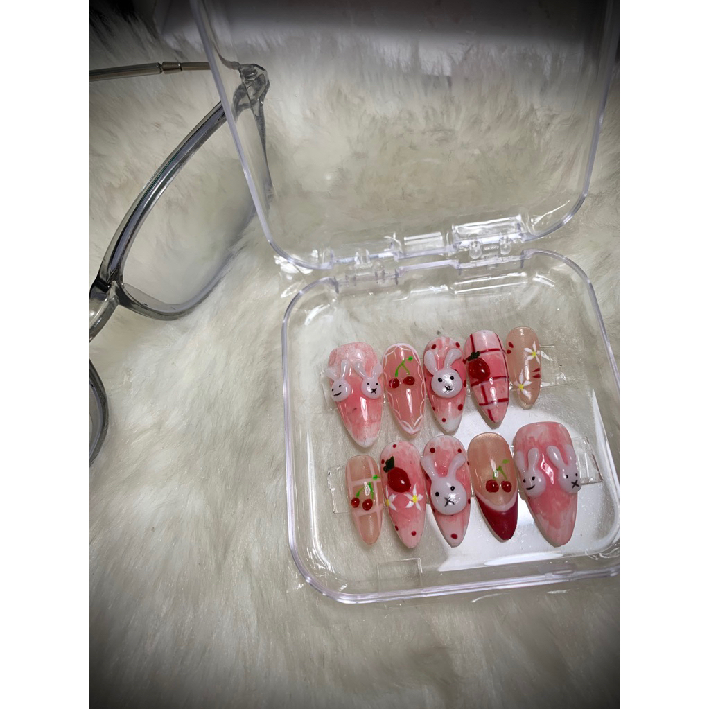 press on nails