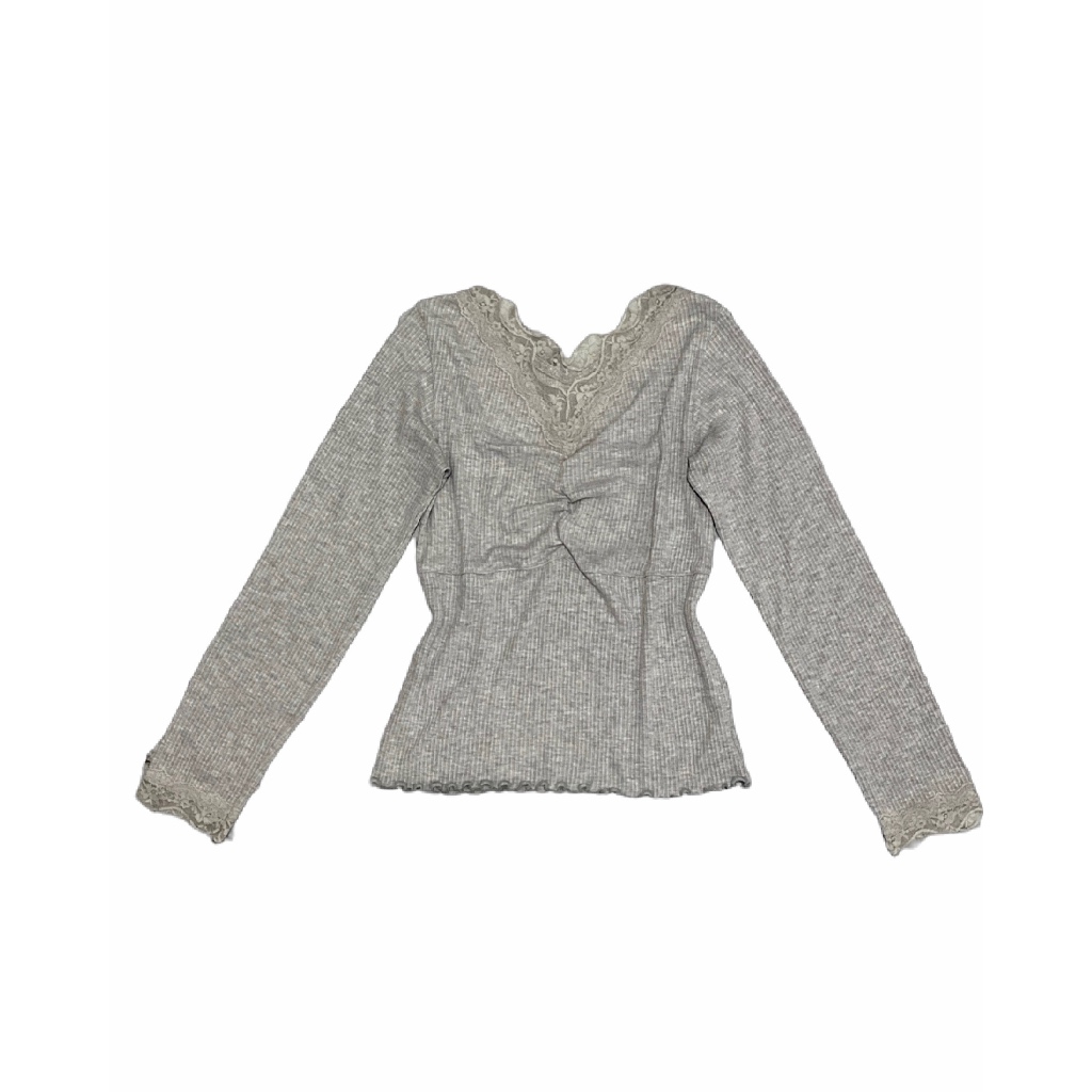 Lace trimmed top preloved