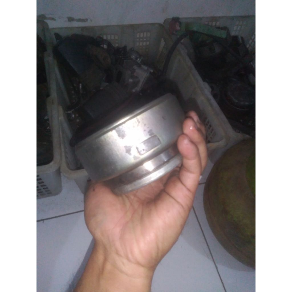 magnet tossa