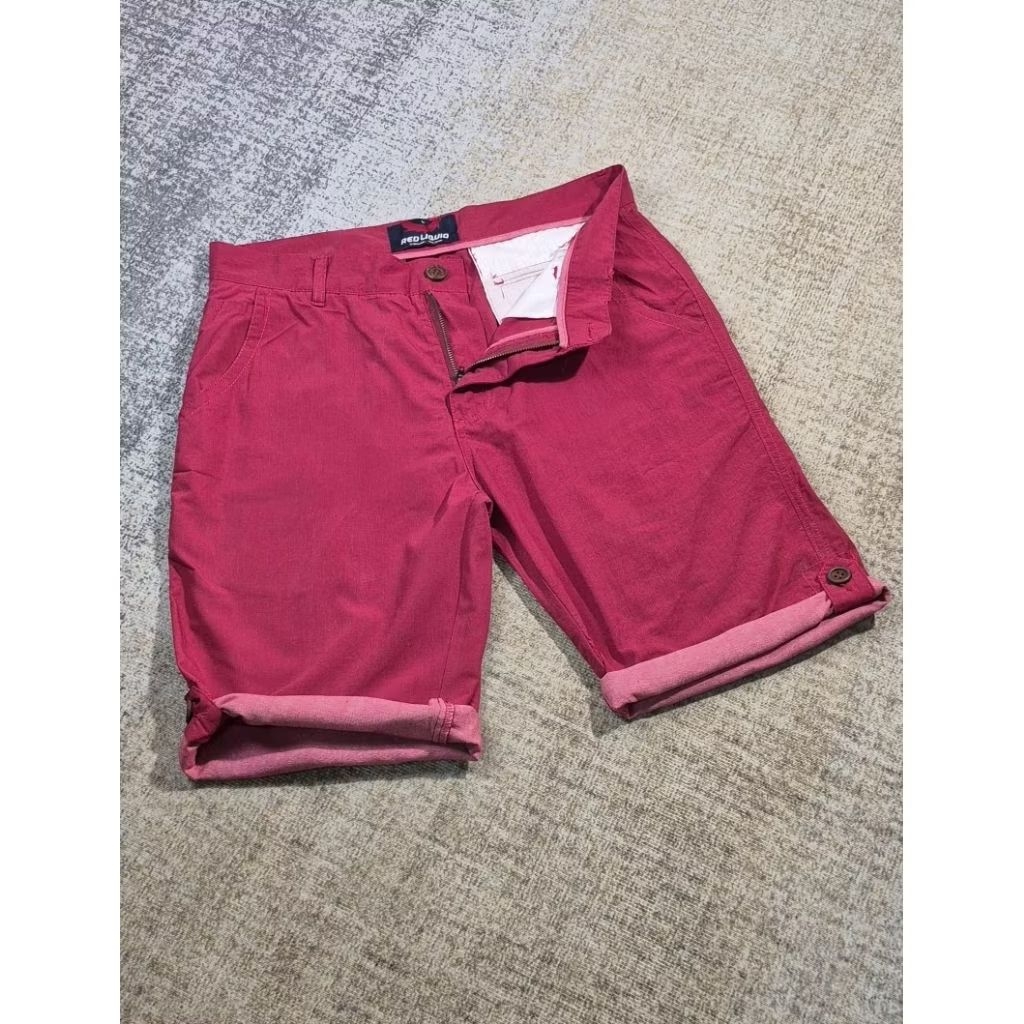 RED LIQUID Celana Pendek