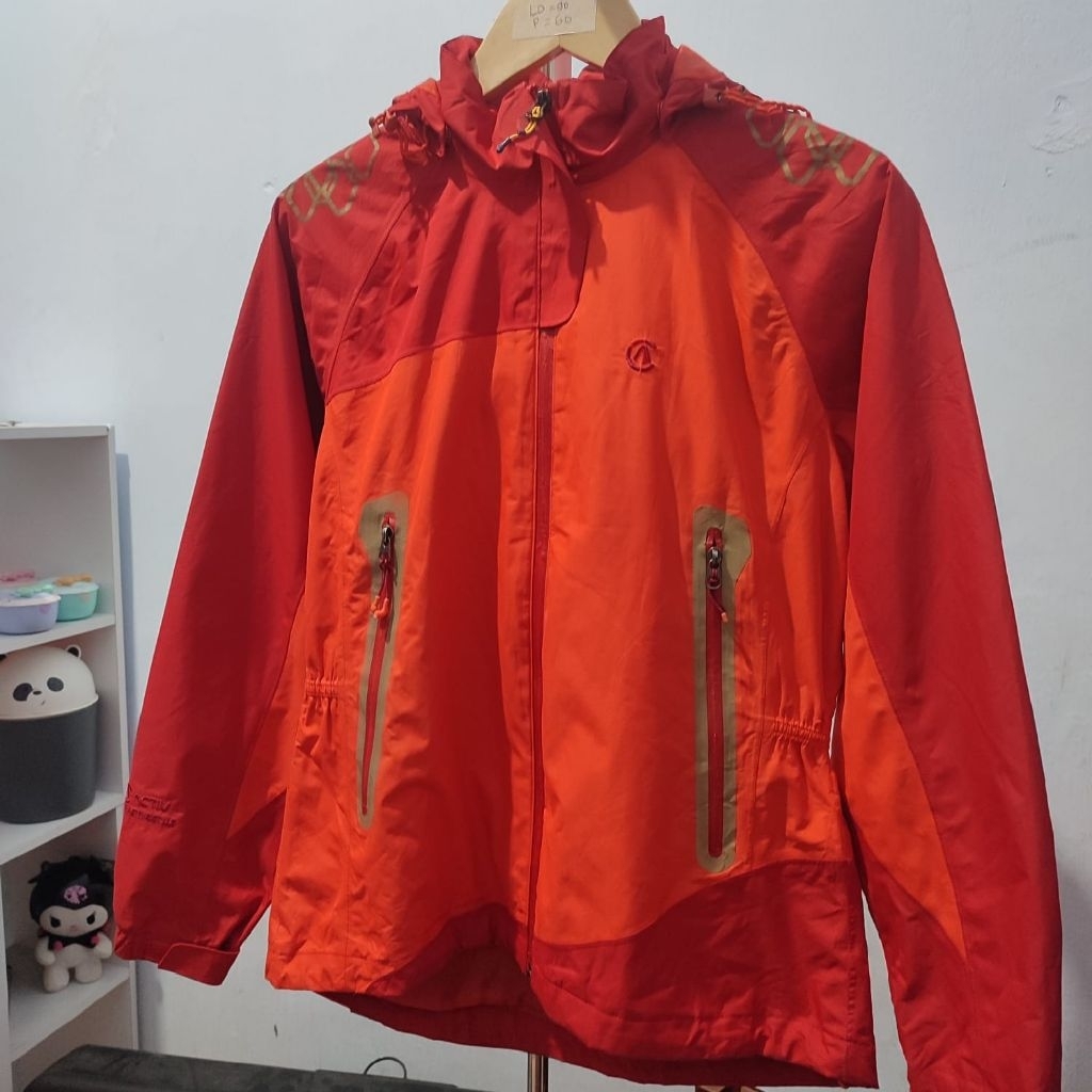 ACTIV Jacket Outdoor Wanita