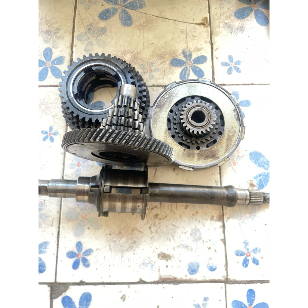 Rasio gearset Strada Aom II