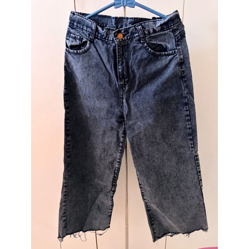 (PRELOVED) Jeans Hitam Abu