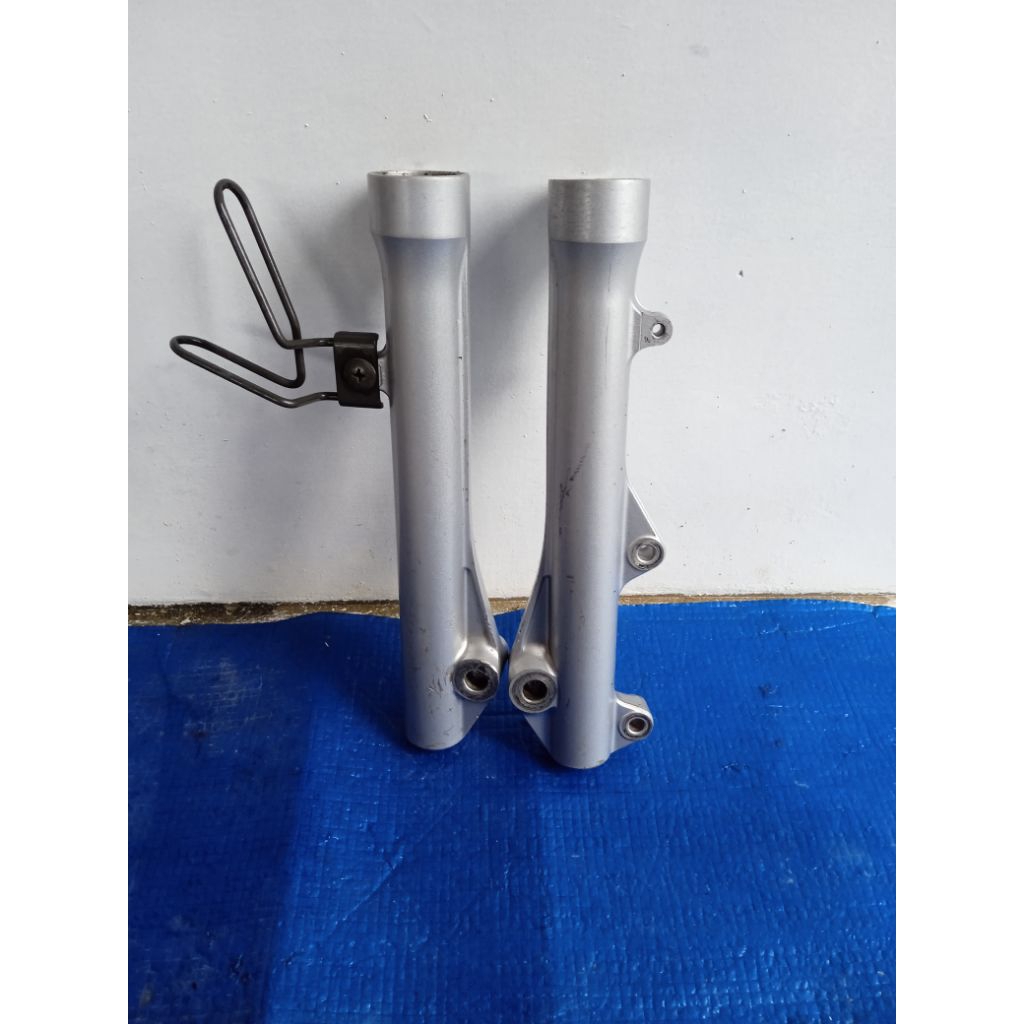 bottom scoopy karbu original
