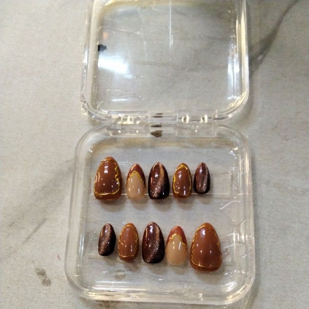 fake nail