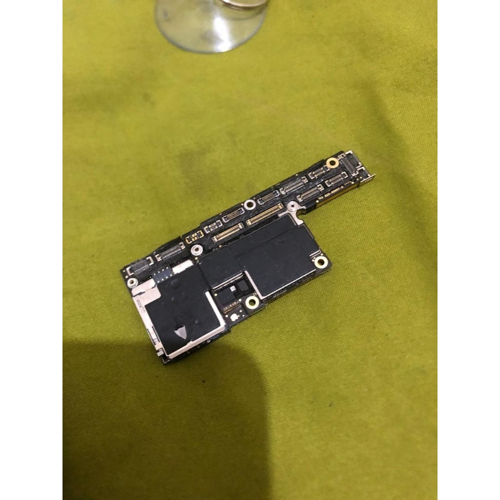 mesin iPhone XS