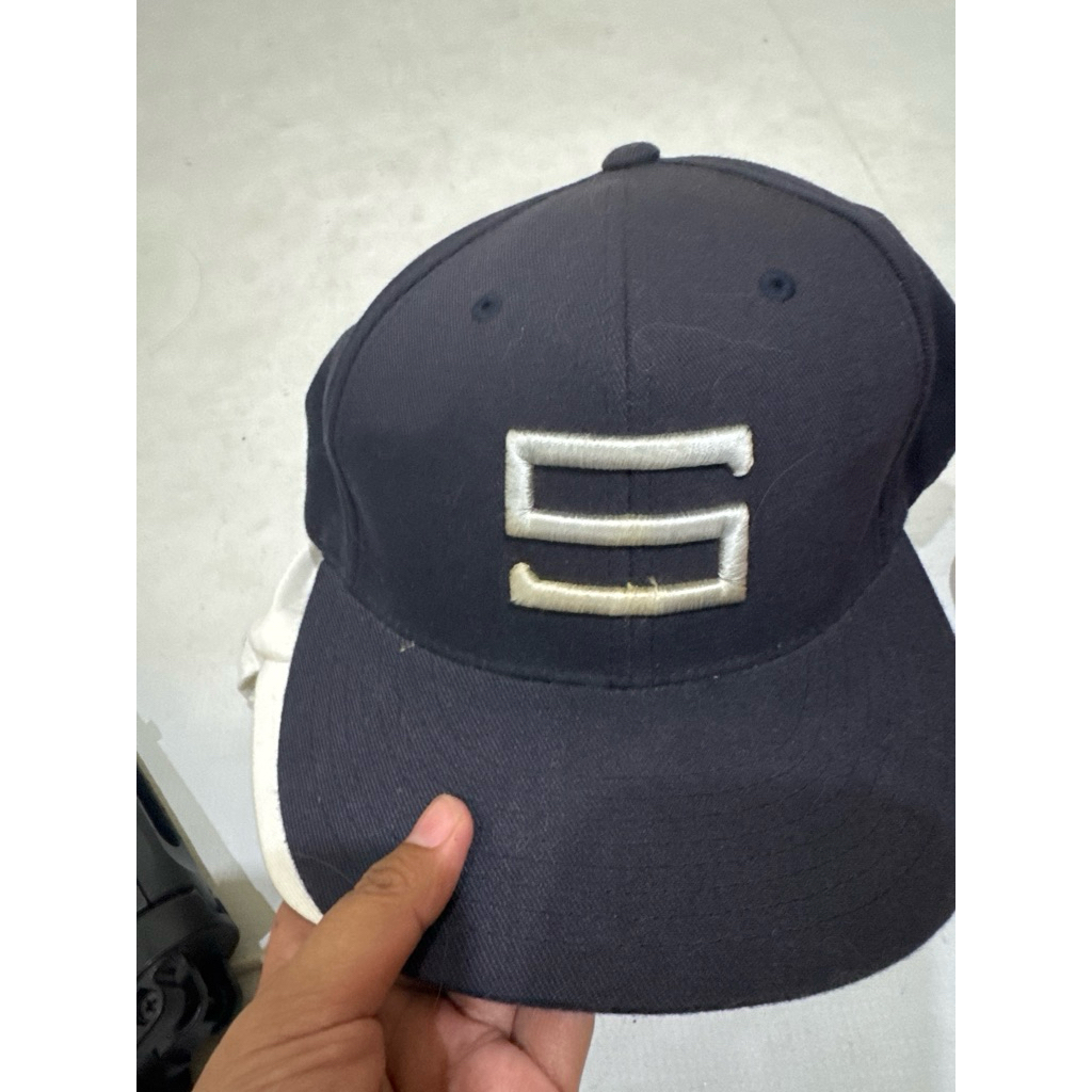 Topi snapback 2