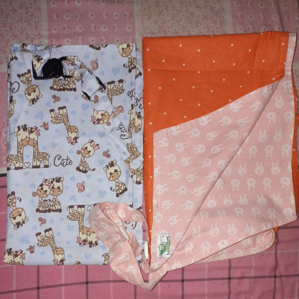 preloved apron menyusui motif