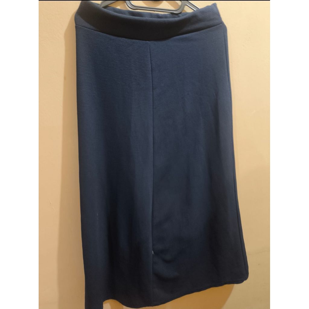 Preloved rok panjang navy