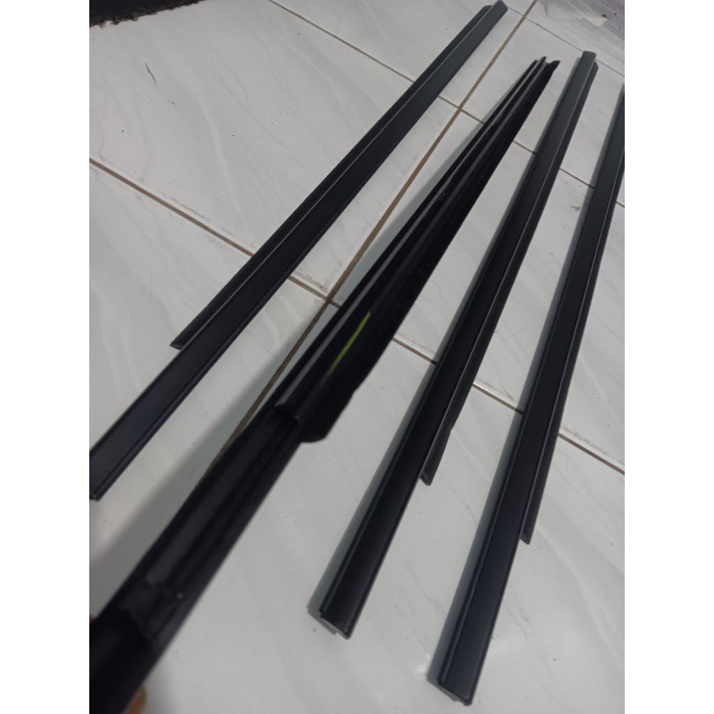 pelipit kaca luar X-OVER-5×4 set