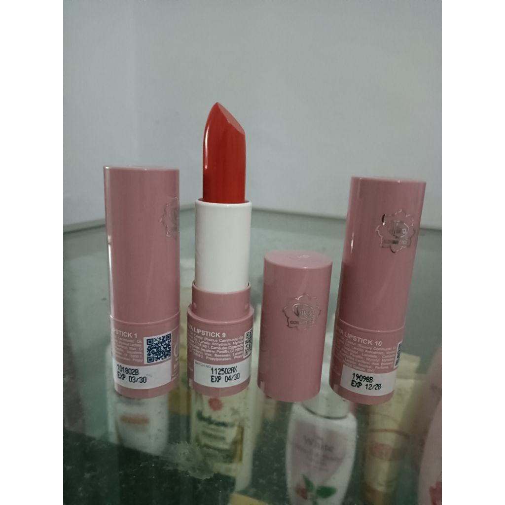 Viva Lipstick shade 9