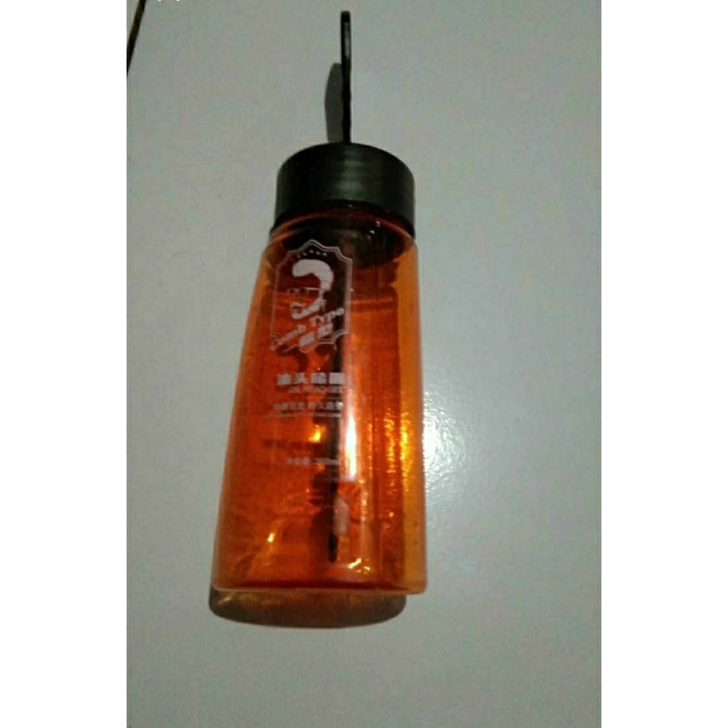 botol kosong minyak-rambut
