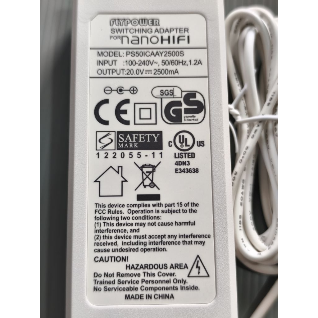 Funga Klabu_ Adaptor 20 Volt 2,5 Amper